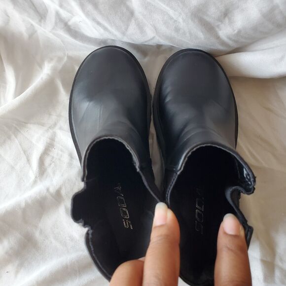 Soda Girls Leather Round Toe Chelsea High Top Platform Ankle Boots Size 5.5 Goth - Picture 8 of 12
